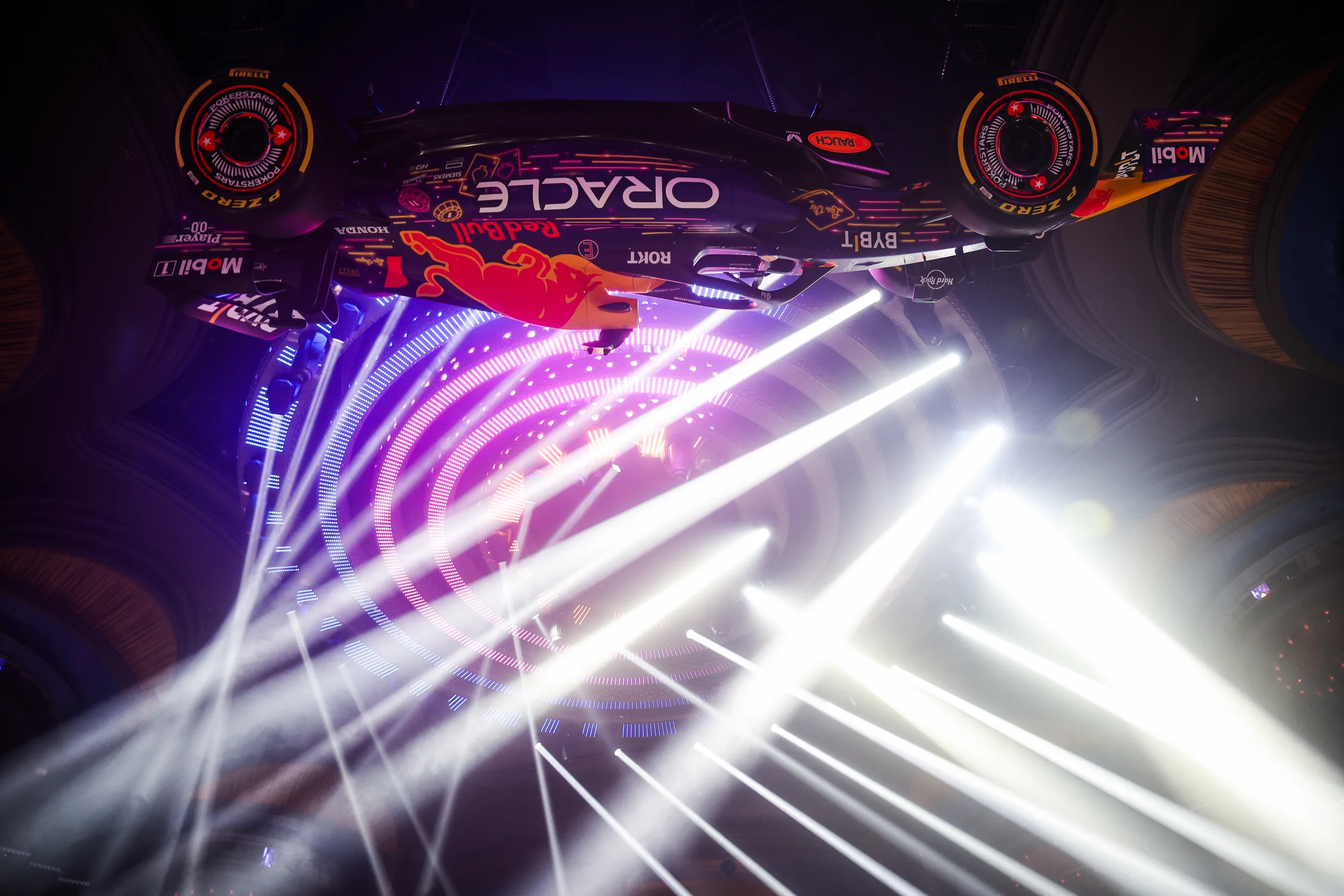 Egykor Piquet nyakát facsarta ki, most a nézők szívével tenné ezt – otthonra találhat az F1 Las Vegasban?