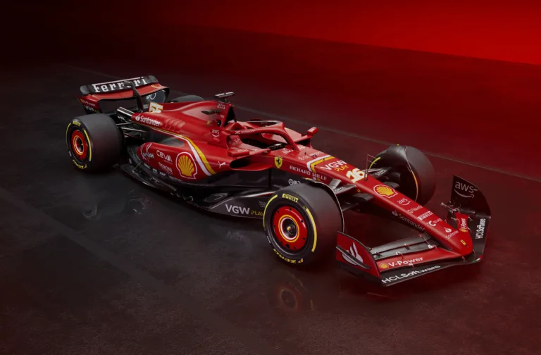 Rendkívül puritán autóbemutatót tartott a Ferrari