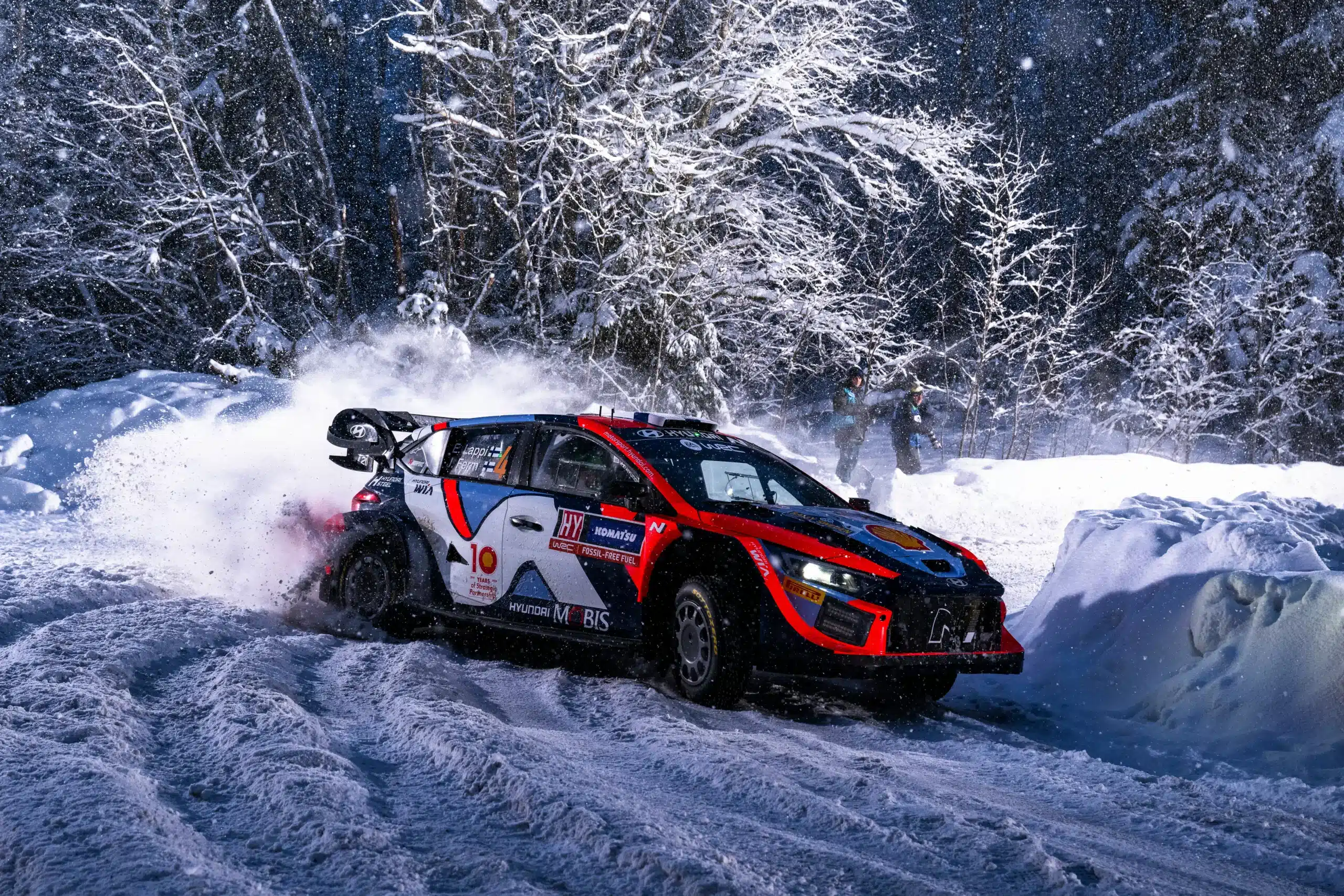 A Hyundai mindhárom autója a dobogóért csatázna Svédországban