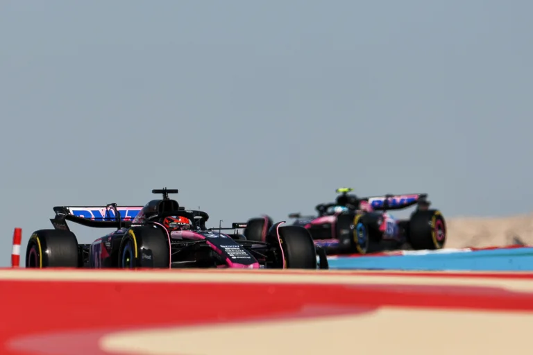 Elhunyt az F1-es bajnokságokat nyerő csapat jogelődjének alapítója