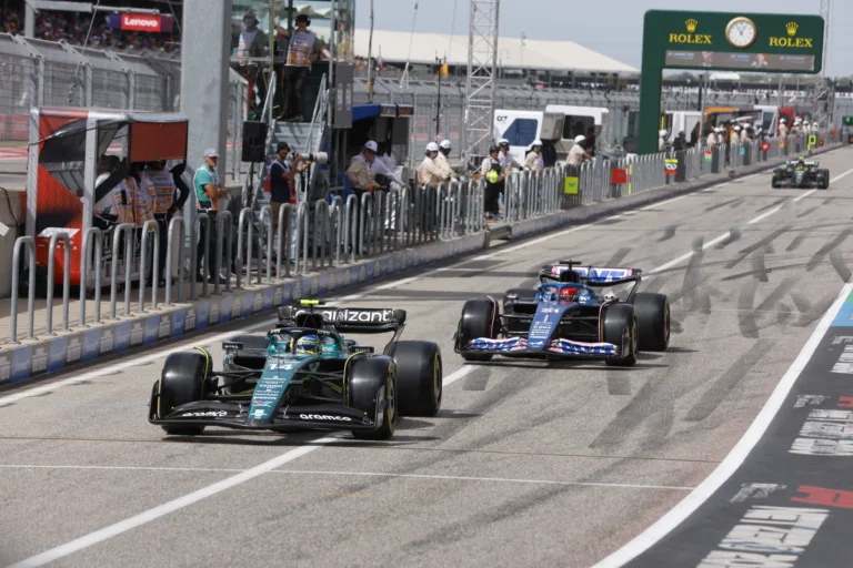 Alonsót követi a régi harcostársa az Alpine-tól menekülve