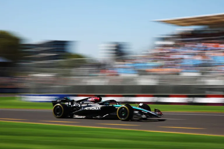 Fájdalmas hetek várnak a Mercedesre