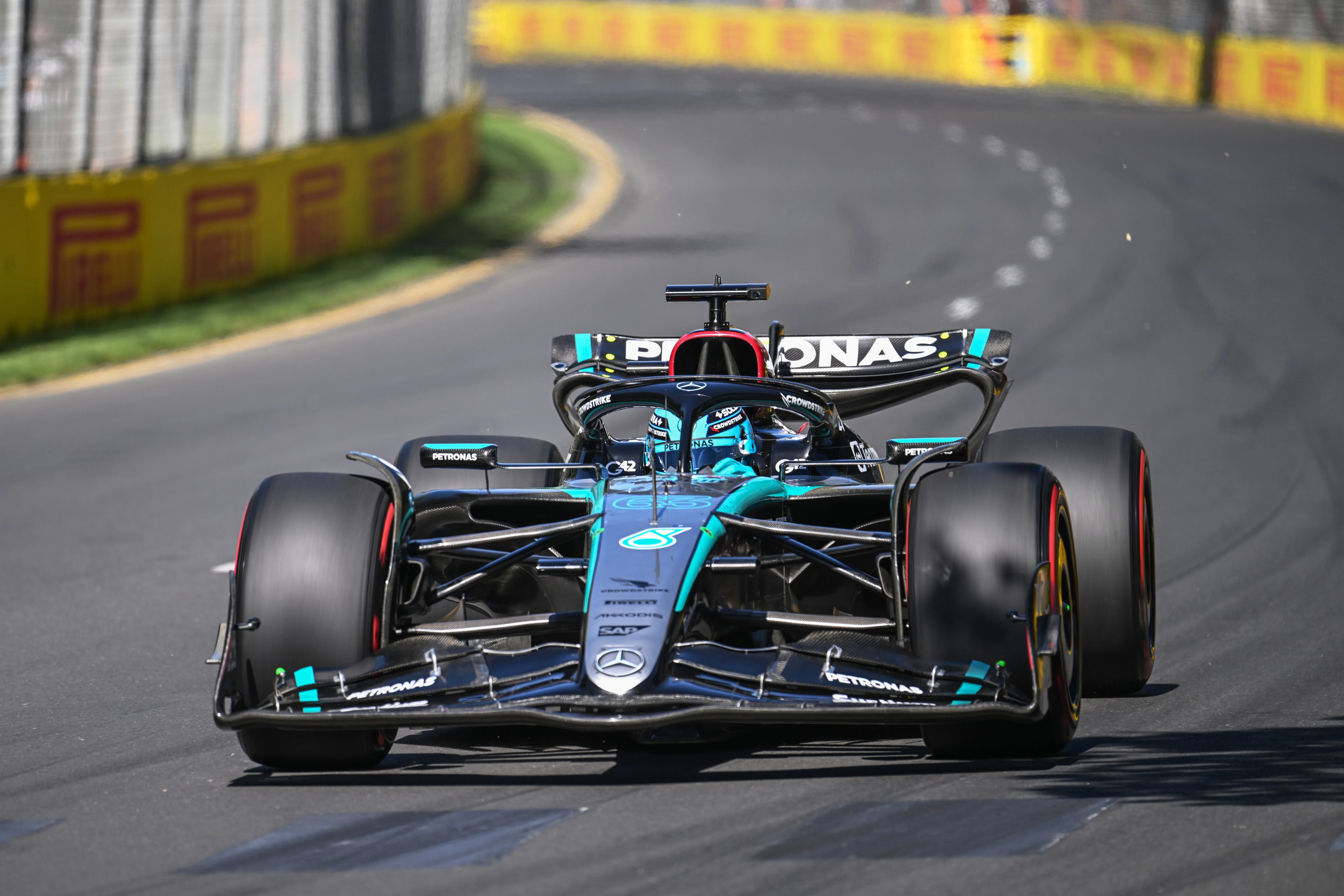 Russell Mercedes Ausztrál