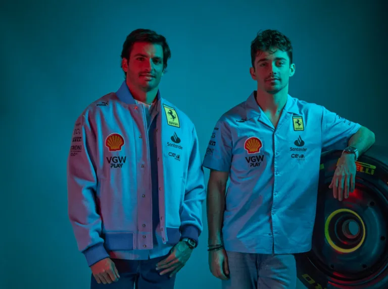 Leclerc Sainz Ferrari Miami kék