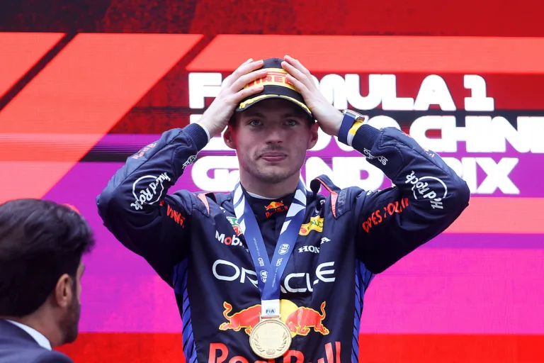 Ha nem jön még több új pálya az F1-be, Verstappen sohasem éri be Hamiltont