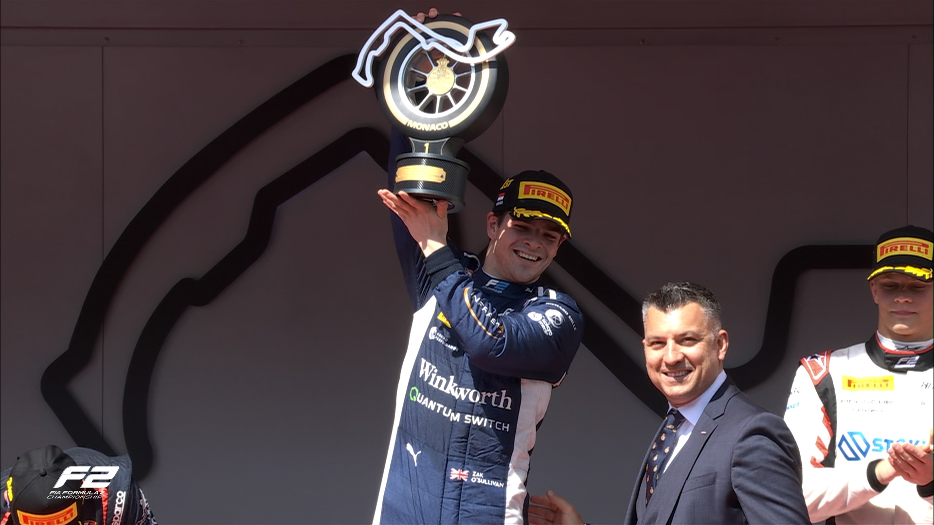 Az F2-es újonc megmutatta: így kell nyerni Monacóban a 15. helyről