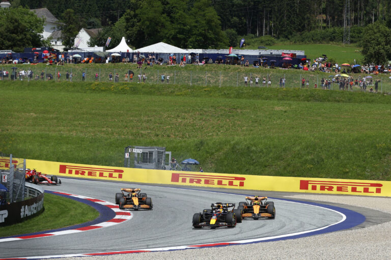 Norris otthon vághat vissza Verstappennek a dráma után: a Brit Nagydíj menetrendje