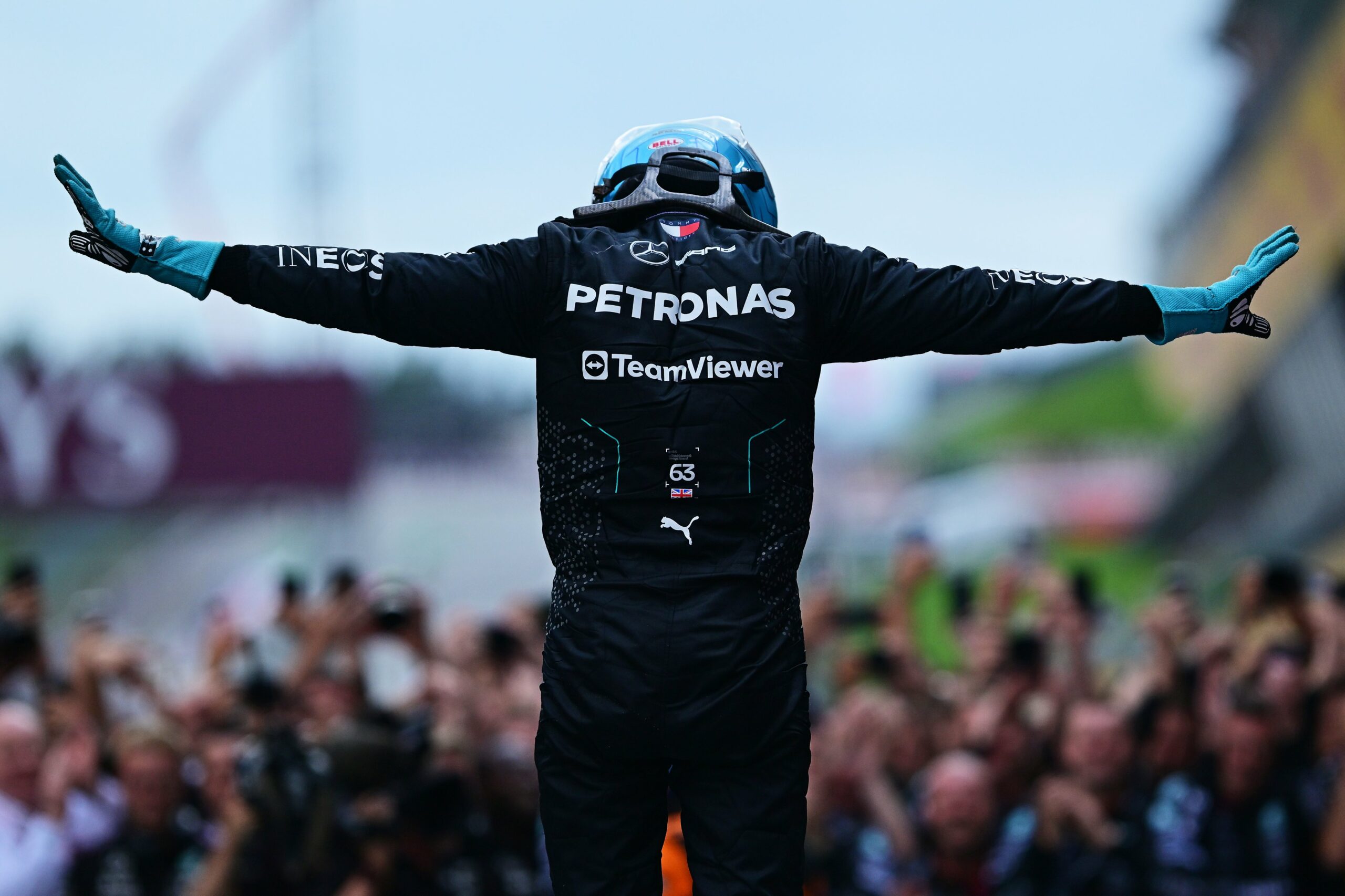 Russell már a kivetítőt látva is reménykedett, hogy ölébe hullhat a győzelem