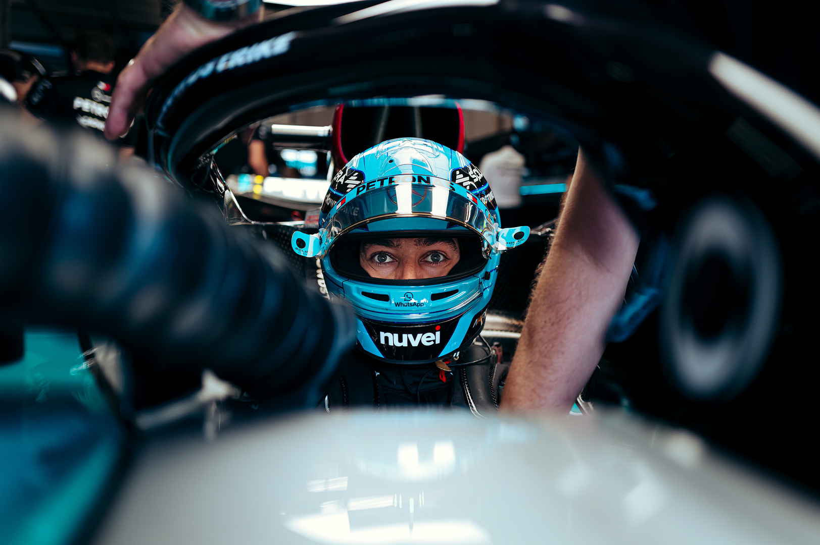 Súlyosabb hátránnyal kell sújtani a Red Bullt, hogy másnak is legyen esélye, véli Russell