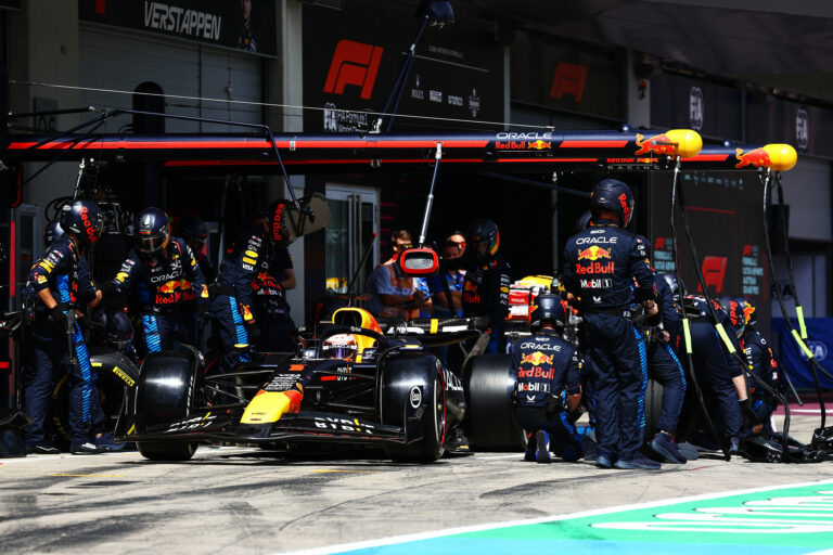 Verstappen még nem akar beszélni Norrisszal, szerinte a csapat hibái vezettek az ütközéshez