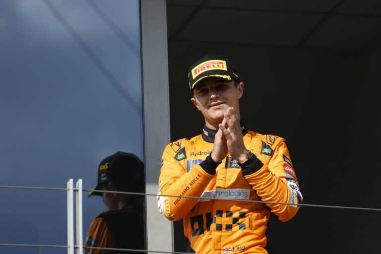 Norris ellenállt a sötét oldal csábításának, de pont ez lesz a veszte?