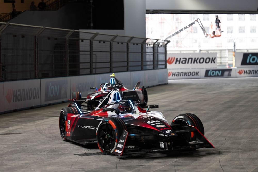 Hatalmas előnyt bukott el az éllovas, hárman hét ponton belül a Formula E szezonzárója előtt!
