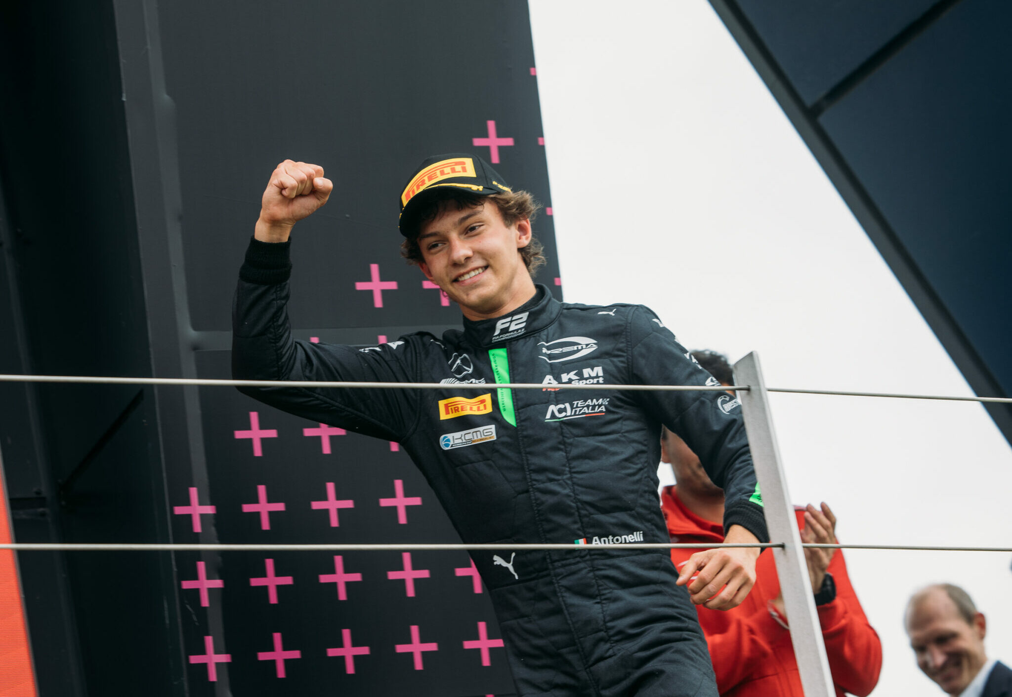 Wolff vízen járóként magasztalta Antonellit, majd lesajnálta F2-es ellenfeleit