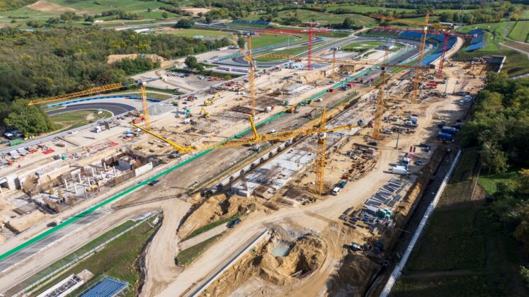 Hungaroring fel&uacute;j&iacute;t&aacute;s