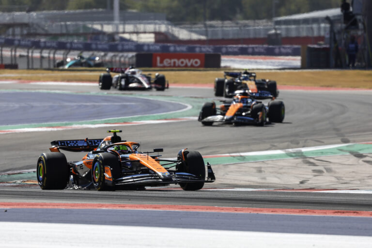 Marko Hamiltont méltatva szólt be Norrisnak, de a McLarennél sejtik, honnan fúj a szél