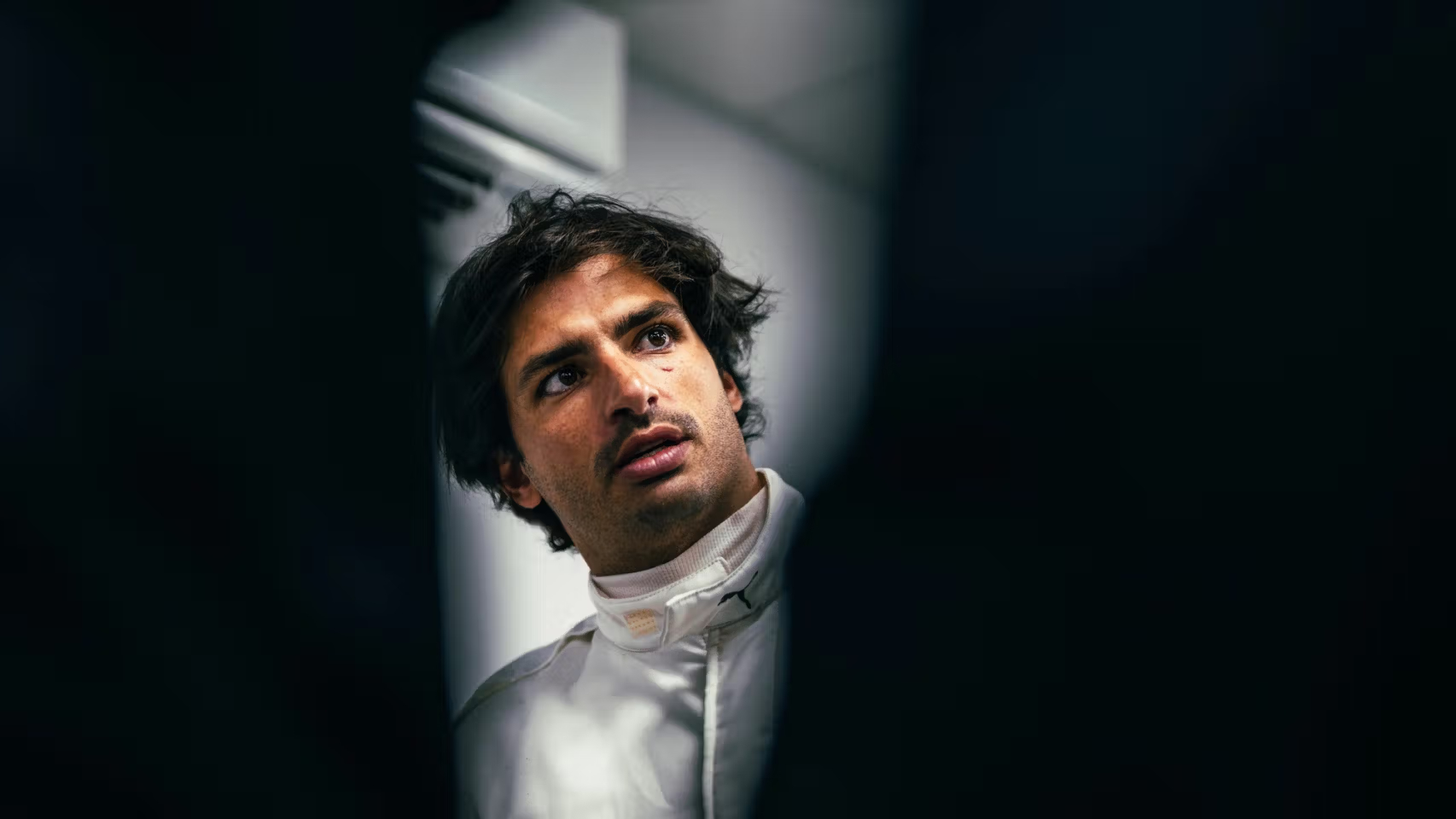 Miért vitt magával Sainz egy elfeledett F1-es versenyzőt első munkanapjára a Williamshez?