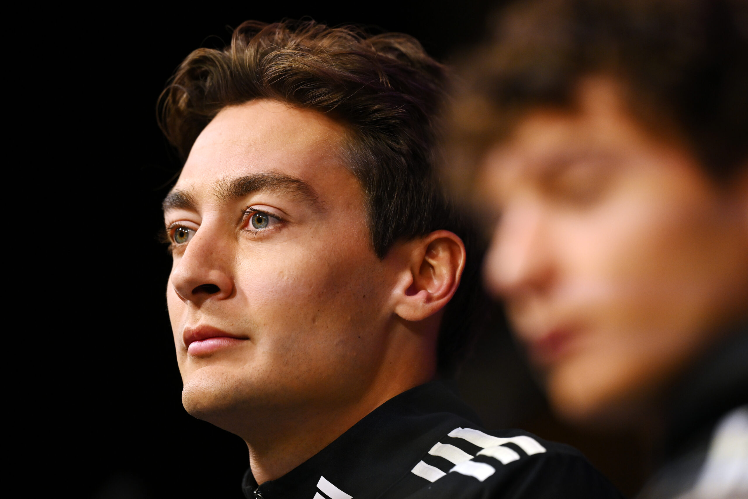 Russell és az igazság pillanata: „Ez úgy hangzik, mintha gyerekrabszolga lettem volna”