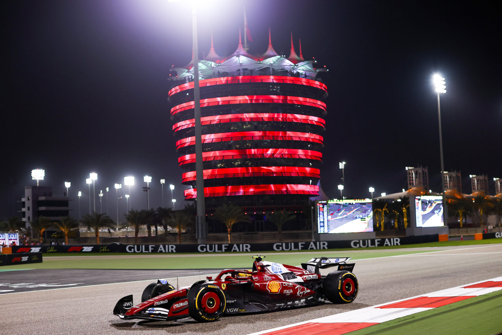 Hamilton miatt nem aggódik a főnöke, Leclerc a jelek szerint még nem mondott le a vb-címről