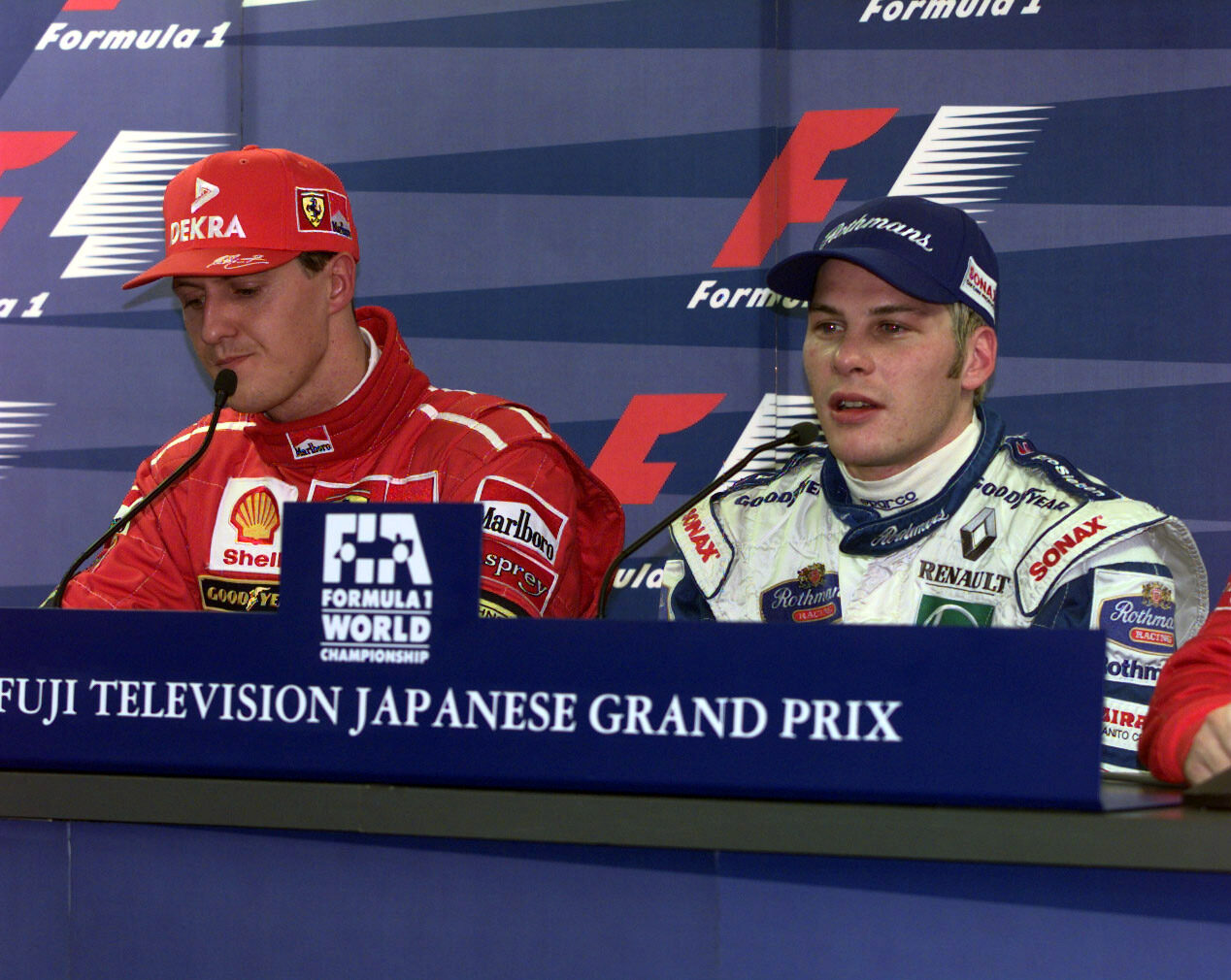 Csalást kiáltva magyarázza sportszerűtlen viselkedését az F1-es világbajnok