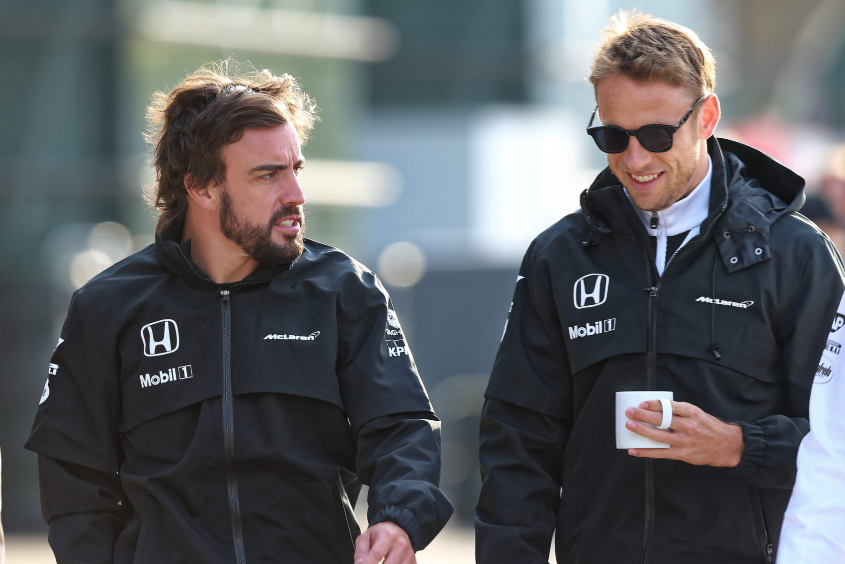 Brutális F1: hiába a többség akarata, a McLaren nem rúgta ki világbajnokát