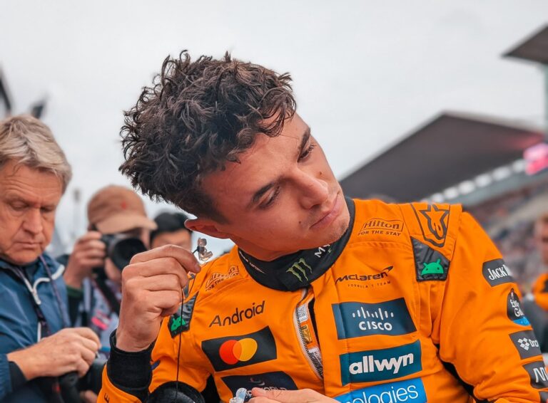 Norris ajánlatot tett Verstappennek, hogy aztán kárörvendően nézhesse a reakcióját