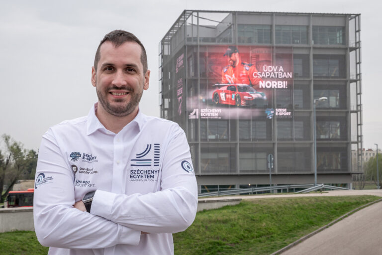 Kiss Norberttel erősít a Széchenyi István Egyetem profi e-sport-szimulátorcsapata