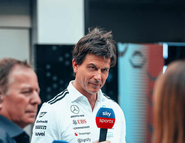 „Eldobom az agyam” – teljesen kikelt magából Wolff a Red Bull vádaskodása miatt