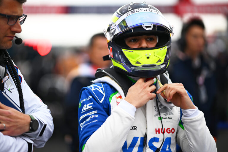 Hadjar készen áll a Red Bullnál harcolni, mondja az ott megbukott pilóta