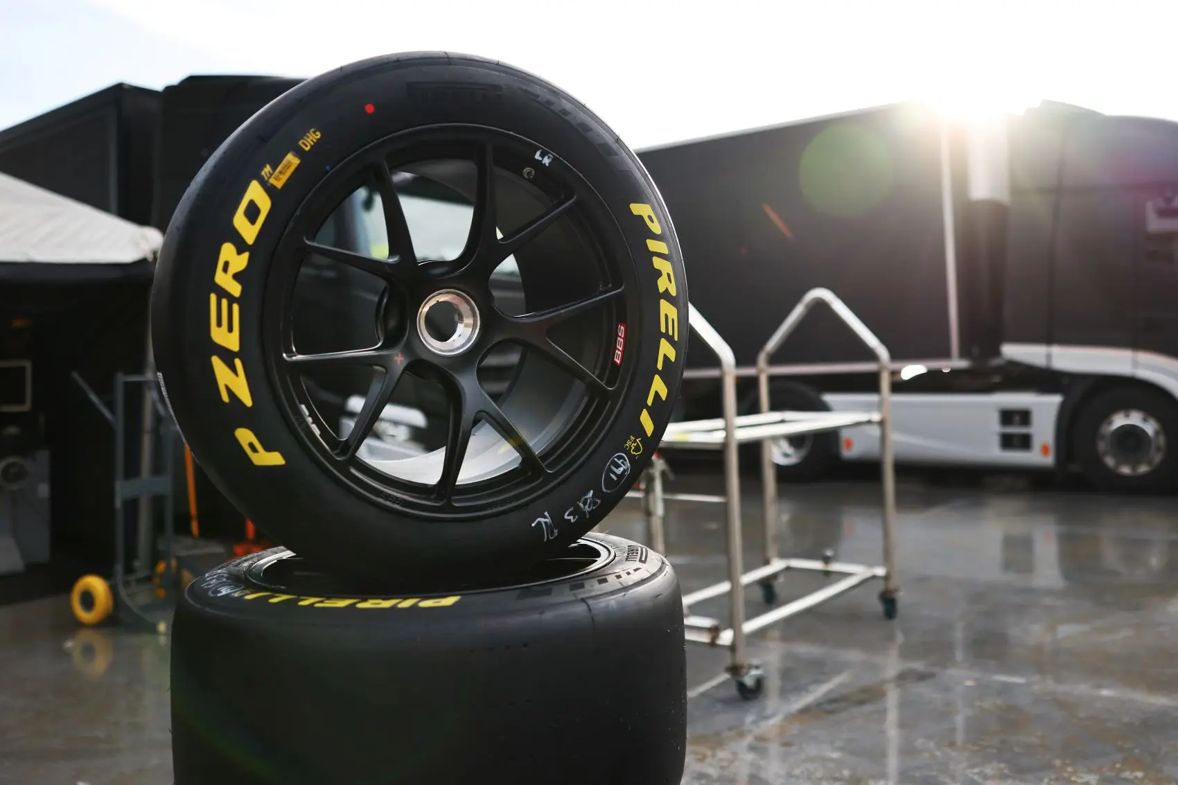 A Pirellinél értik a gyűlölt MotoGP-szabály okát, de ők majd szeretnék „időben” lezárni a futamokat