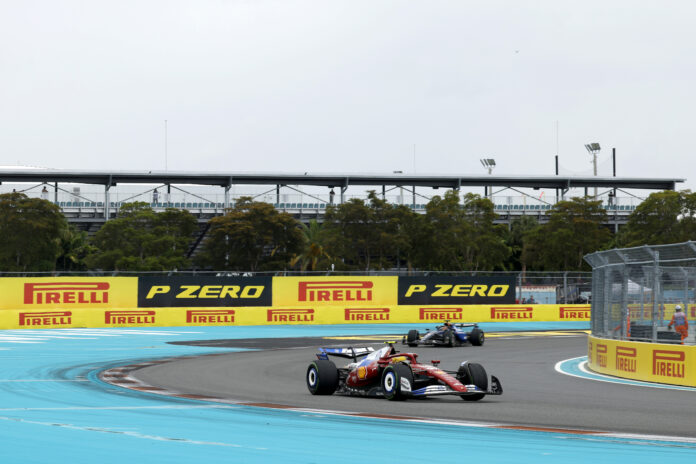 Forma-1, Lewis Hamilton, Ferrari, Alexander Albon, Williams, Miami Nagydíj 2025, szombat