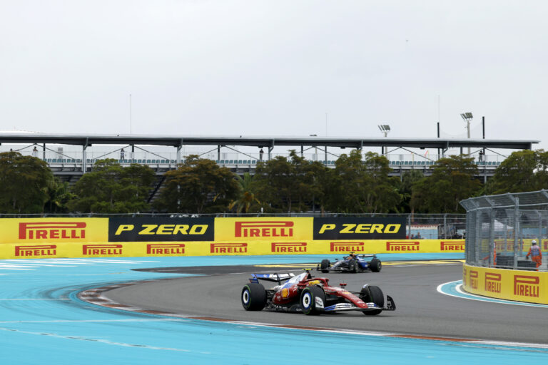 Forma-1, Lewis Hamilton, Ferrari, Alexander Albon, Williams, Miami Nagydíj 2025, szombat