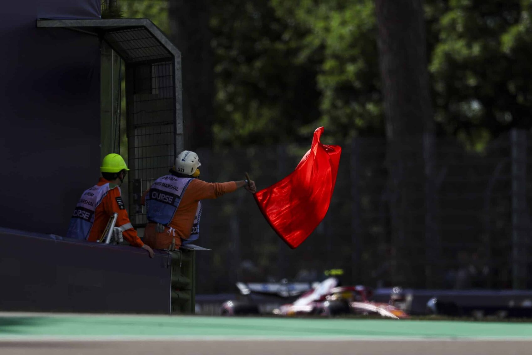 Nonszensz, amiért az FIA büntetett az imolai F1-es időmérőn, vagy jogosan cselekedtek?