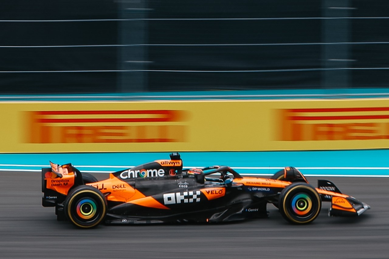 Látszólag Piastri az úr Miamiban, de valójában rengeteg a kérdőjel az első éles esemény előtt