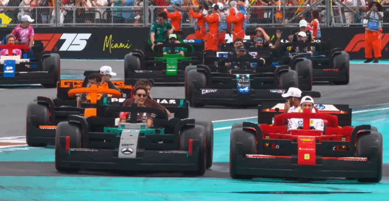 A világ legagyamentebb pilótaparádéján már elkezdődött az F1-es verseny Miamiban