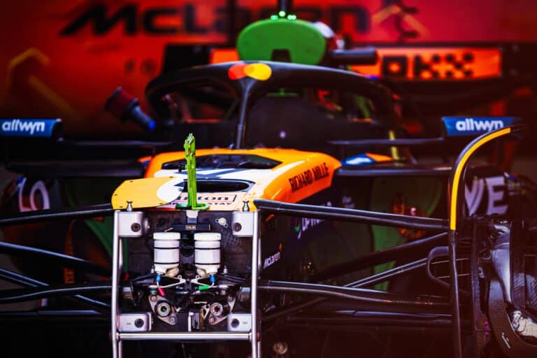 McLaren, felfüggesztés, Monaco