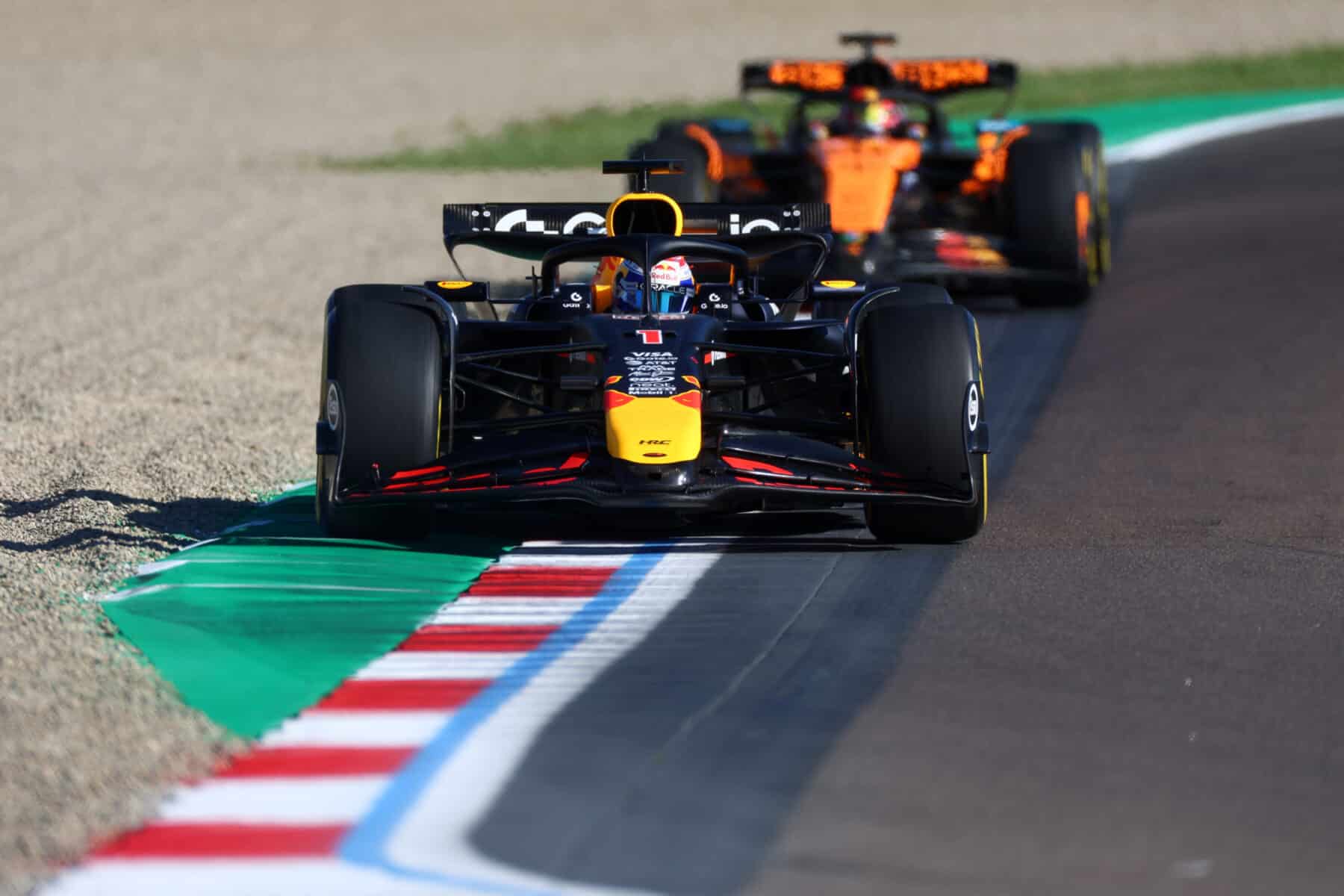 Max Verstappen, Red Bull, Oscar Piastri, McLaren