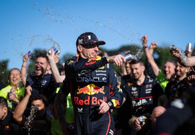 Nem akar megszakadni a sorminta, mely szerint Verstappen dobogóra sem áll Monacóban