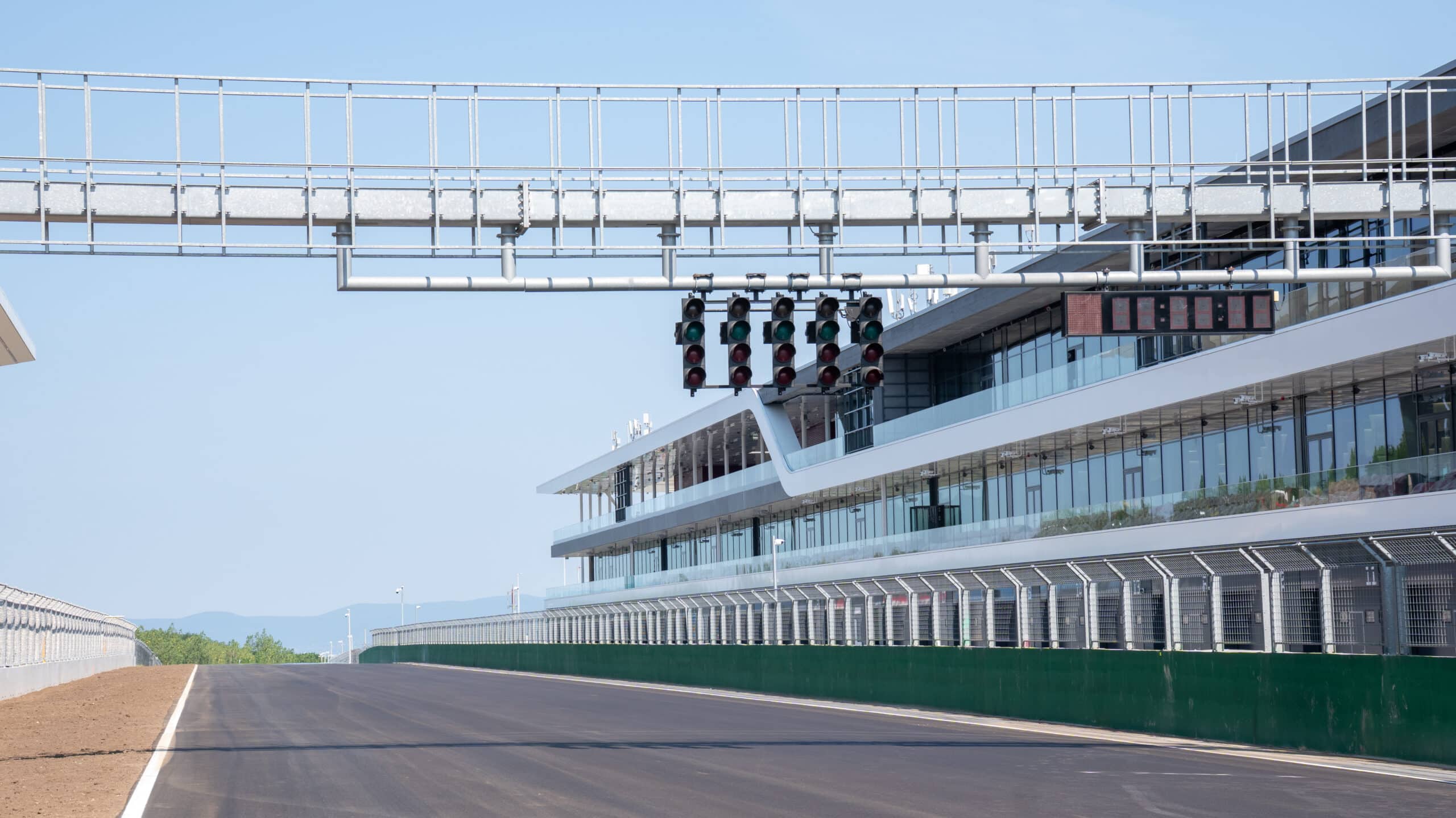 Újabb látványos felvételek a megújult Hungaroringről (videó)