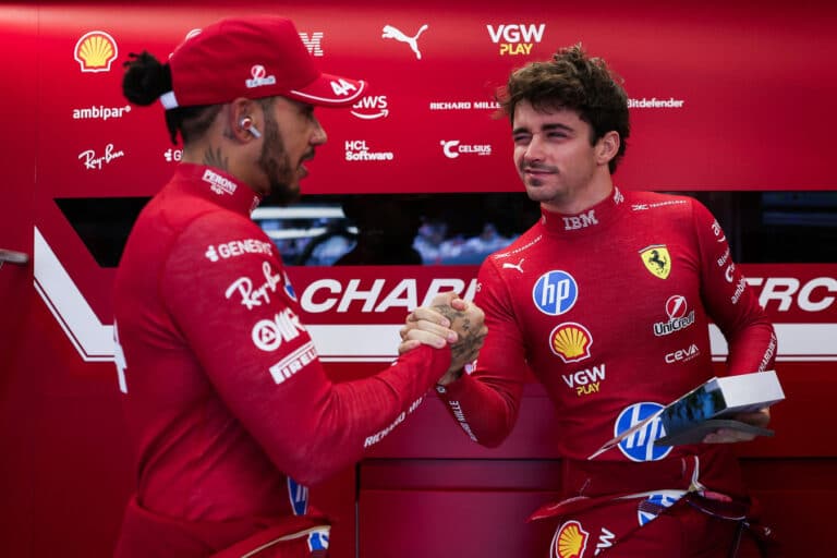 „Nem ütik meg a mércét” – keményen kiosztotta Hamiltont és Leclerc-t a Ferrari elnöke