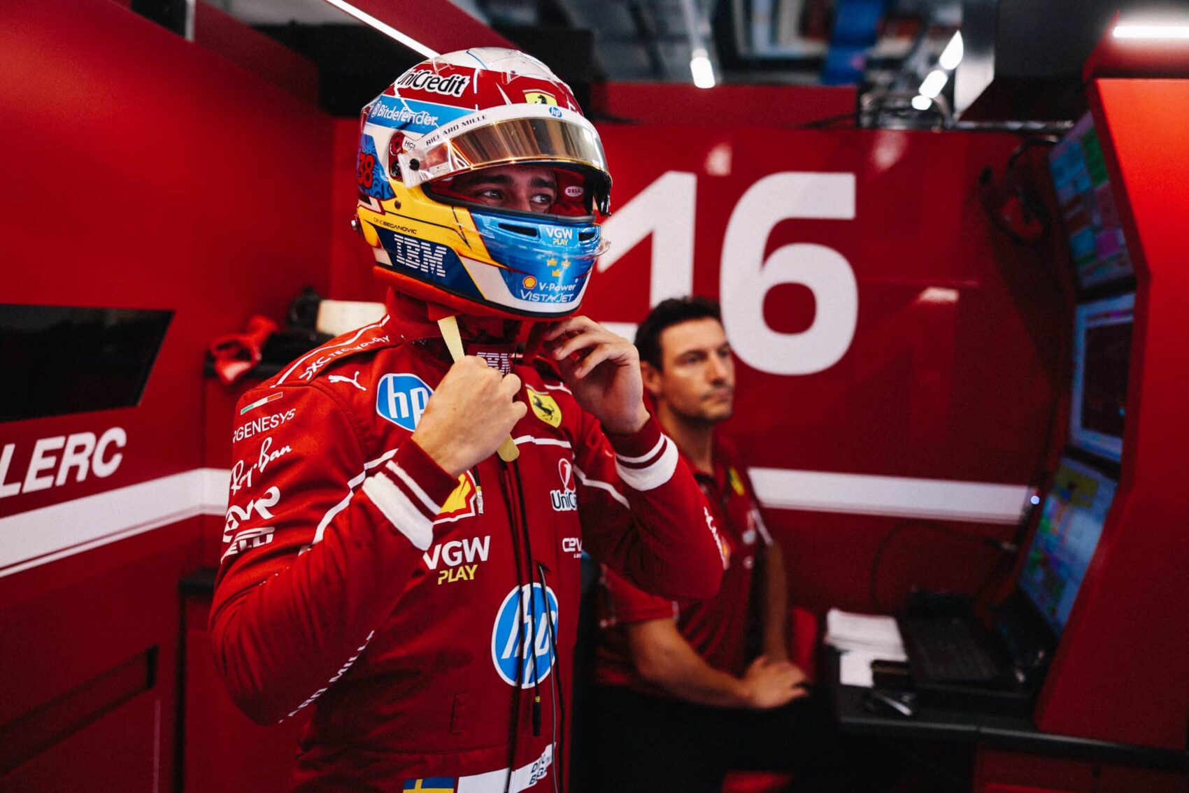 A Ferrari és a McLaren tehetsége is egy másik bajnokság autóját fogja tesztelni