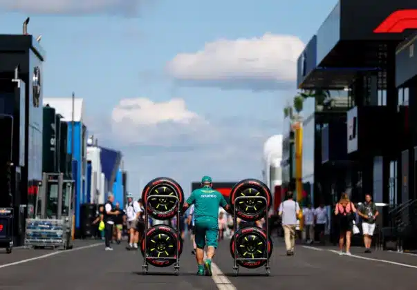 Magyar Nagyd&iacute;j, Hungaroring, Aston Martin