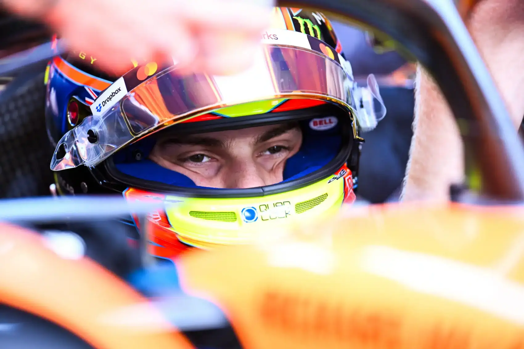 A Red Bull hatalmasat fejlesztett, a Ferrarin új a felfüggesztés, de a McLaren szárnyal Belgiumban