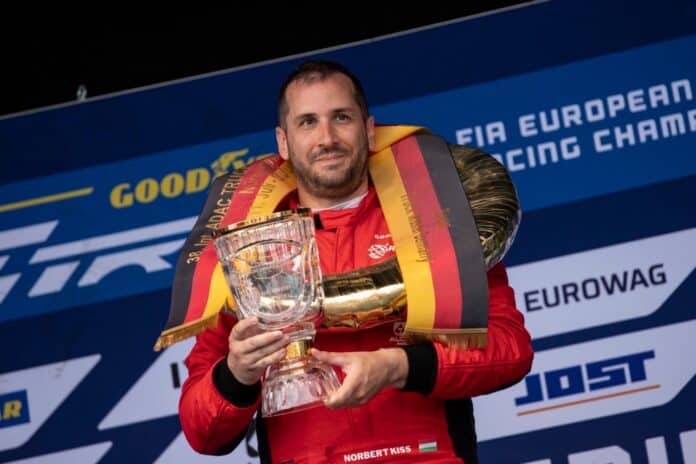 Kiss Norbert, Révész