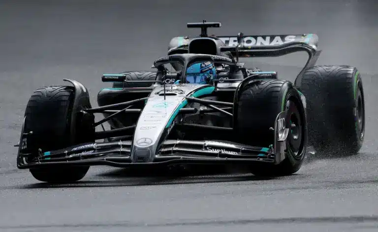 Mélyponton a Mercedes, Russell megoldást sürget