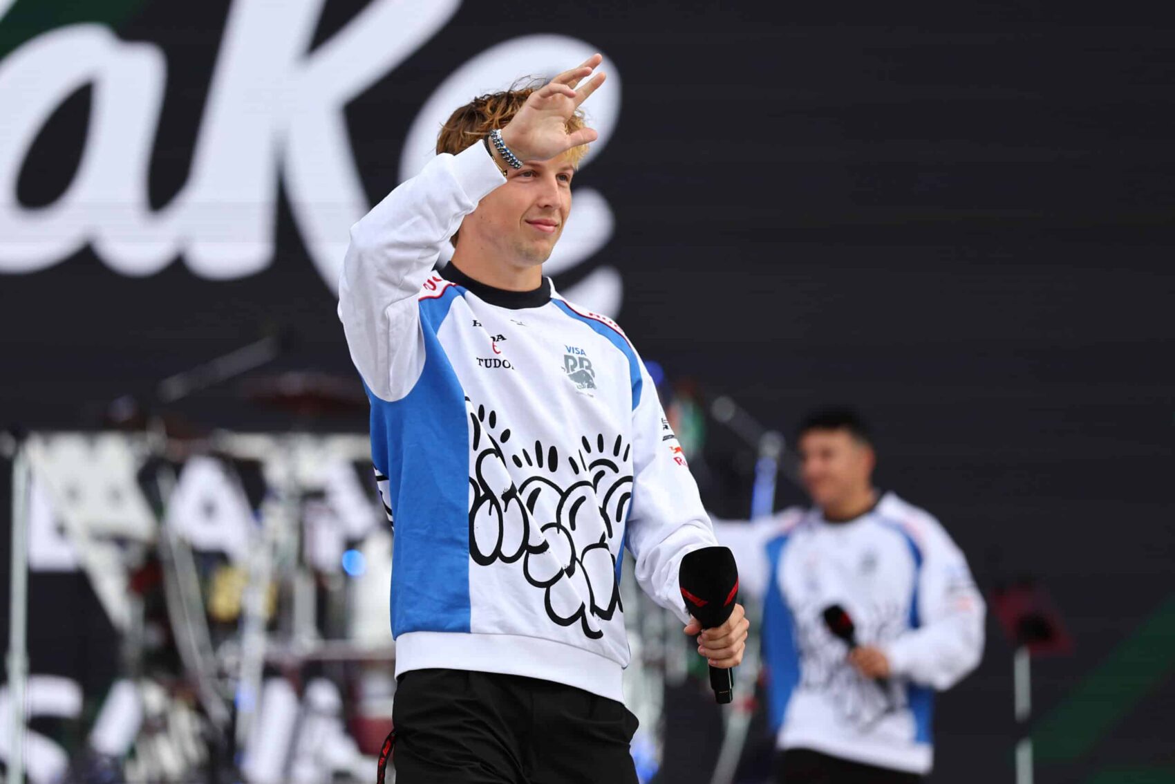 A kegyvesztett pilóta szerint a Red Bull hamis érvvel próbálta őt védeni