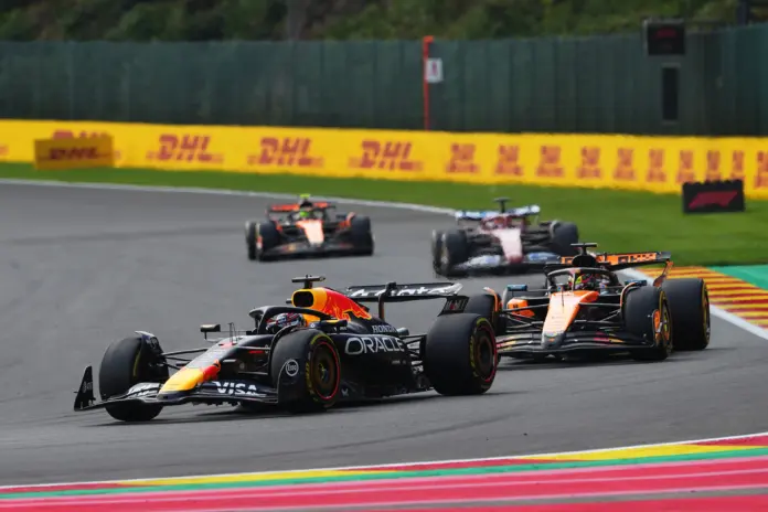 Verstappen, Red Bull, Piastri, McLaren