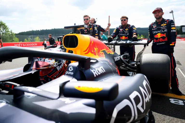 A McLarennel csúnyán kitolt, de most a Red Bull is rámozdulhat az F1-en kívüli legjobb versenyzőre