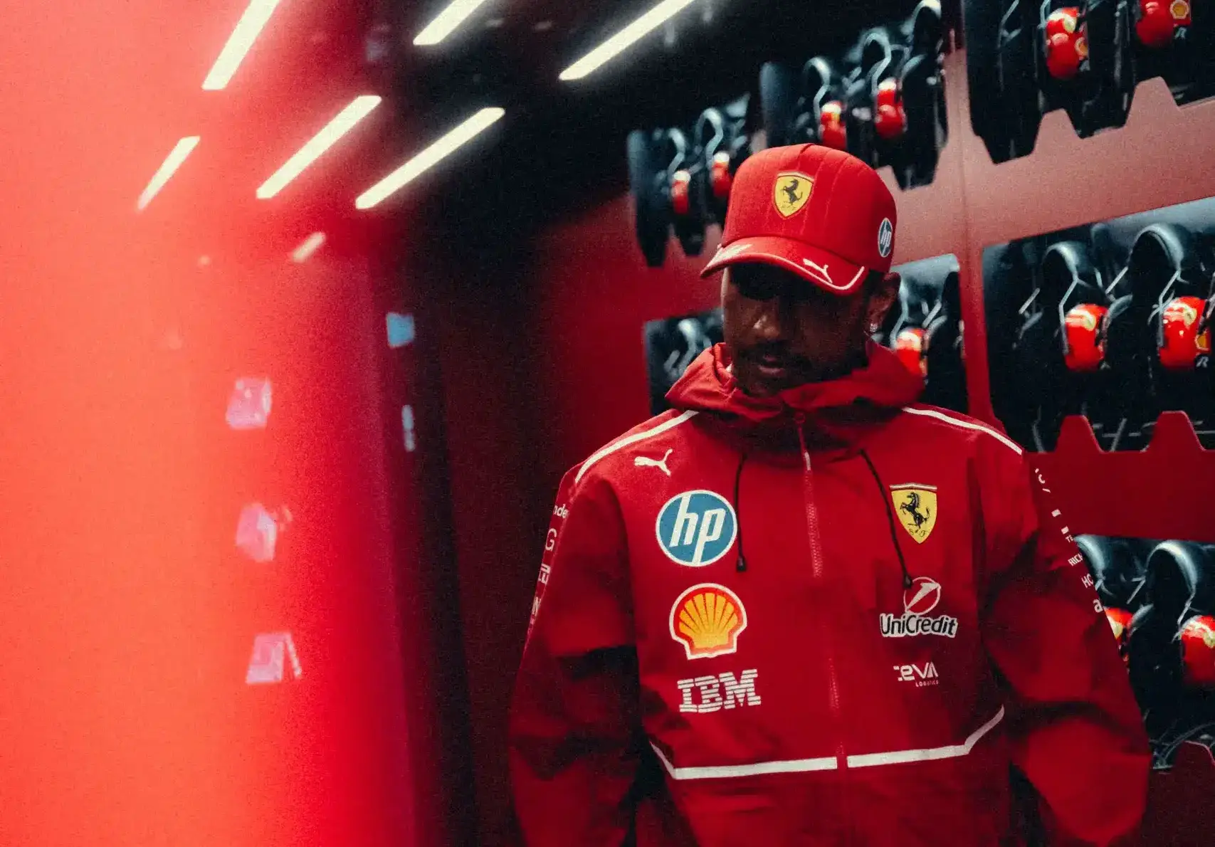 Hamilton „nem szereti vagy nem akarja” – két nagy probléma is rémálommá teheti a brit 2026-os évét is