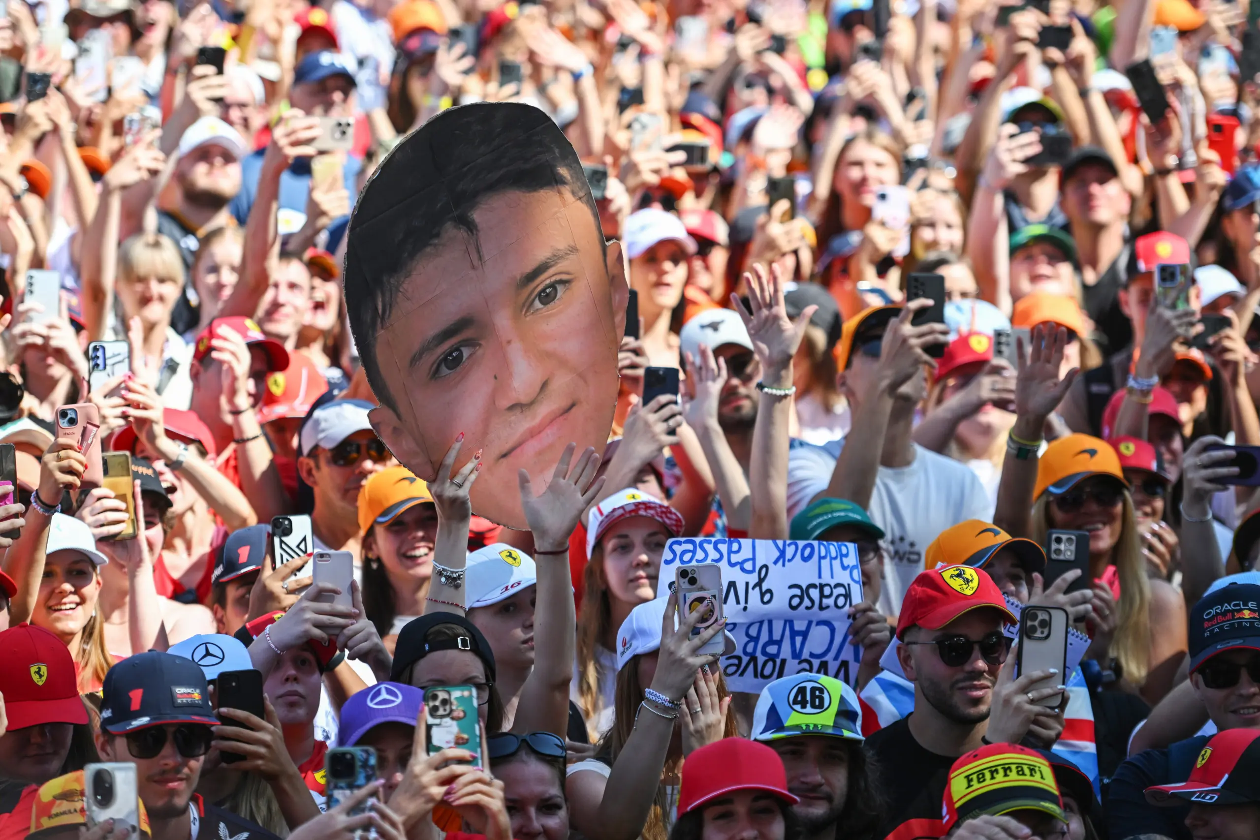 Zacher Gábor is jól ropta a Hungaroringen, de a bréktáncoló sportbíró mindenkin túltett