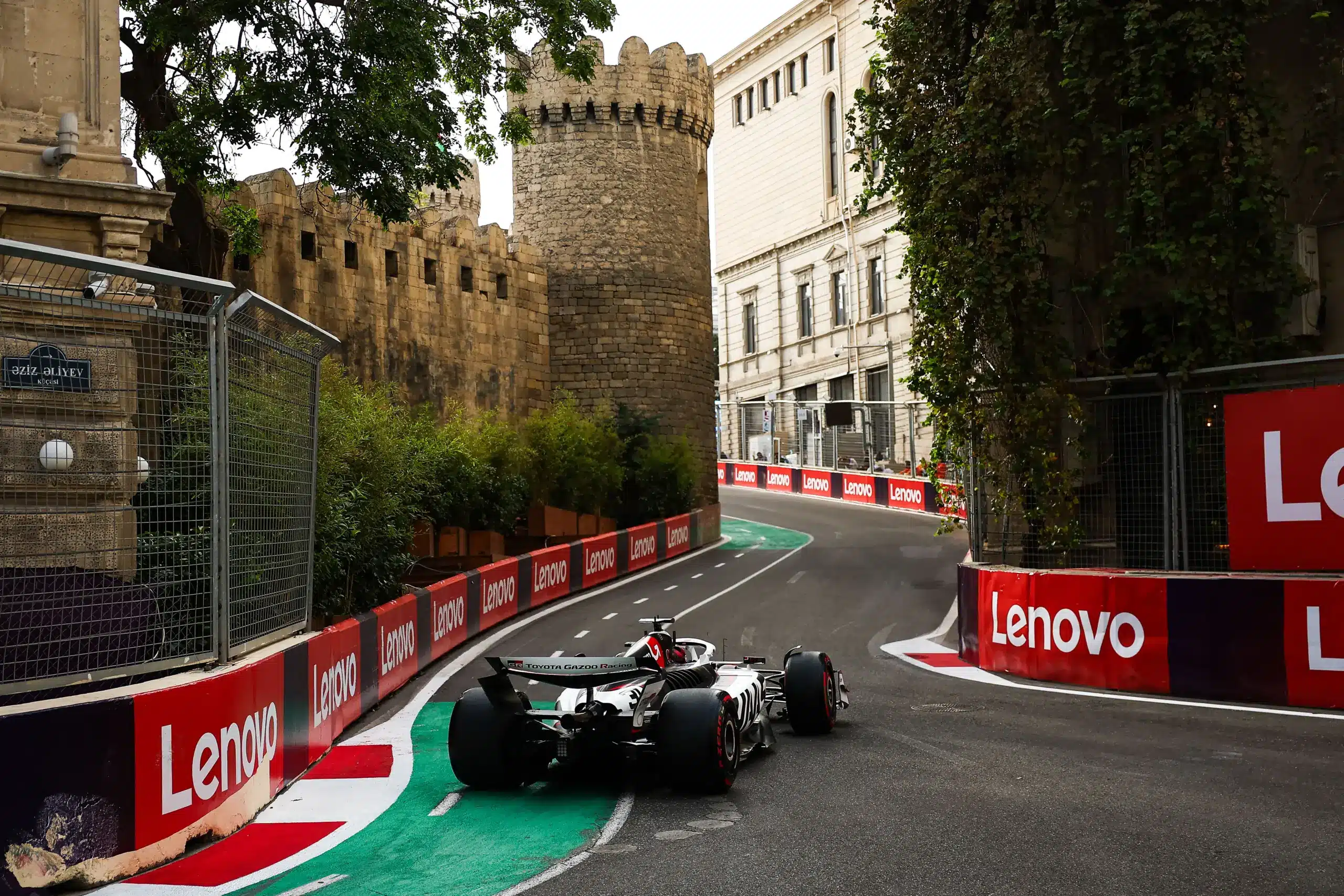 Egy utólagos kizárás tette fel a cseresznyét a bakui időmérő őskáoszára